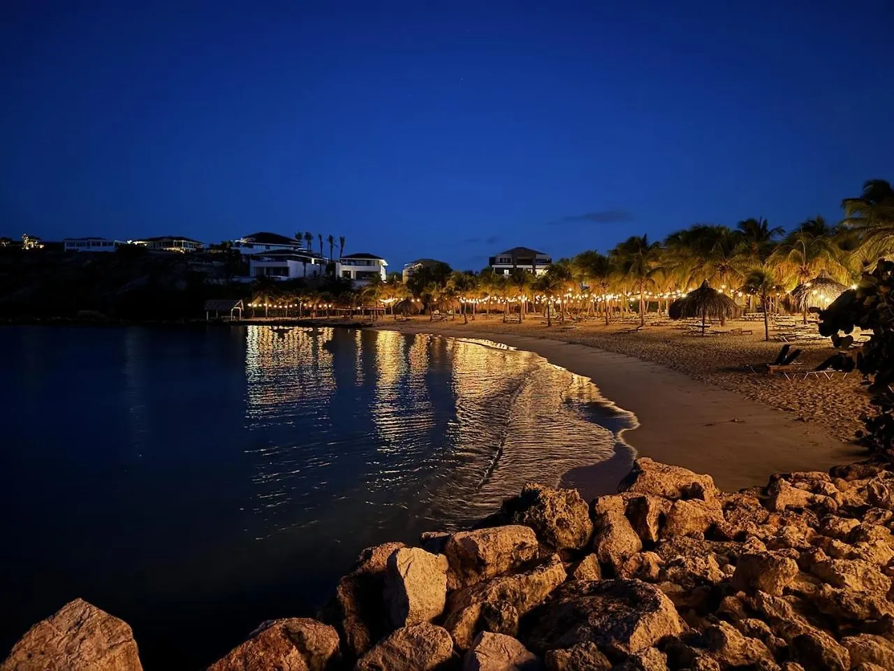 Apartment Beachfront 3Bed / 3Bath Condo Sint Michiel Curacao